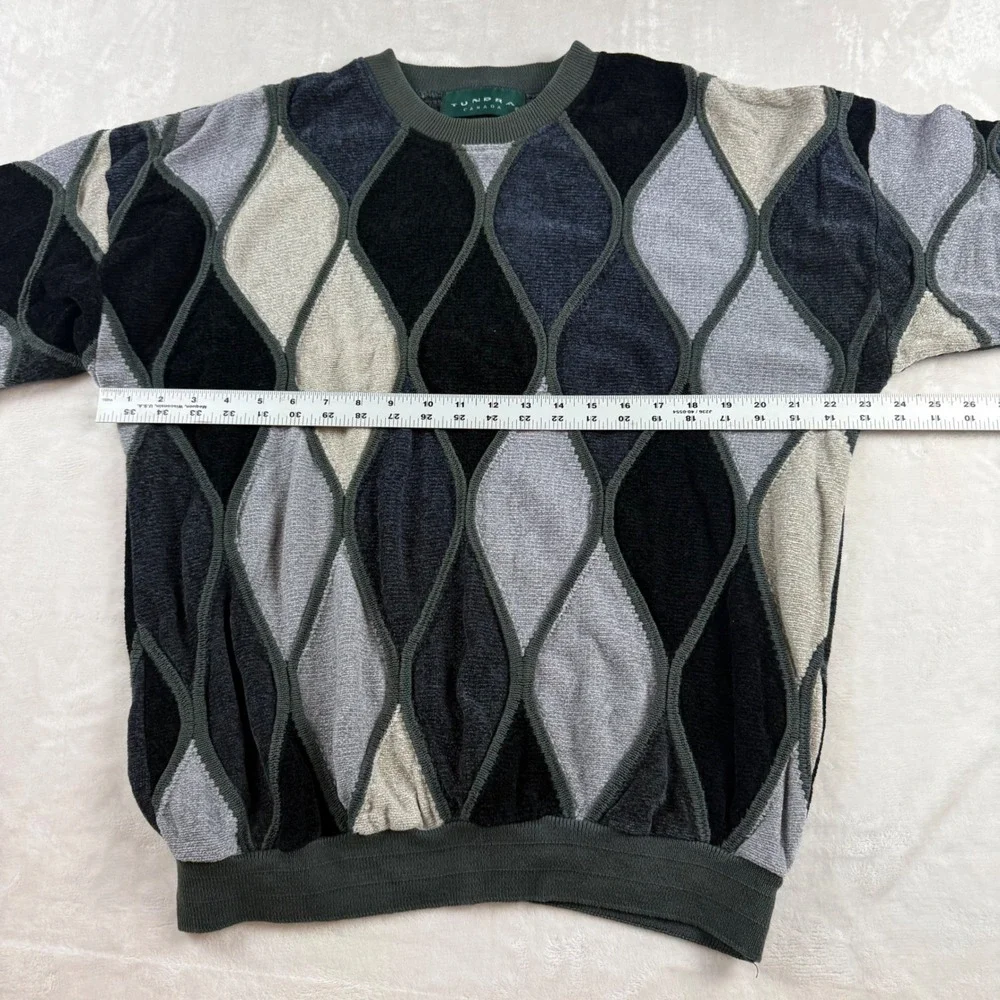 Vintage Tundra Canada Sweater Mens L Grey 3D Knit Geometric Coogi Style Retro